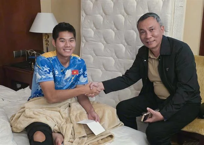 Hỗ trợ khách hàng chuyên nghiệp 24/7
